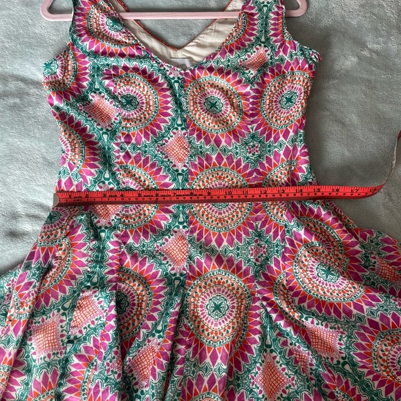 HD Paris fit and flare cotton dress in size 6 - Picture 4 of 5